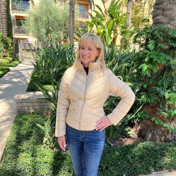 Packable Puffer Quilted Jacket Khaki/Beige Zip Closure Lightweight Hi-Neck - Picture 4 of 7